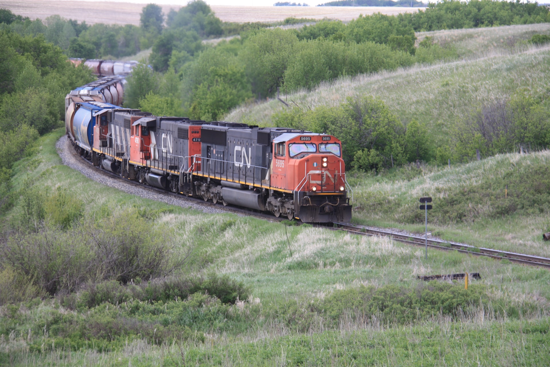 The CN Rail shuts down its rail service in Eastern Canadian Network.