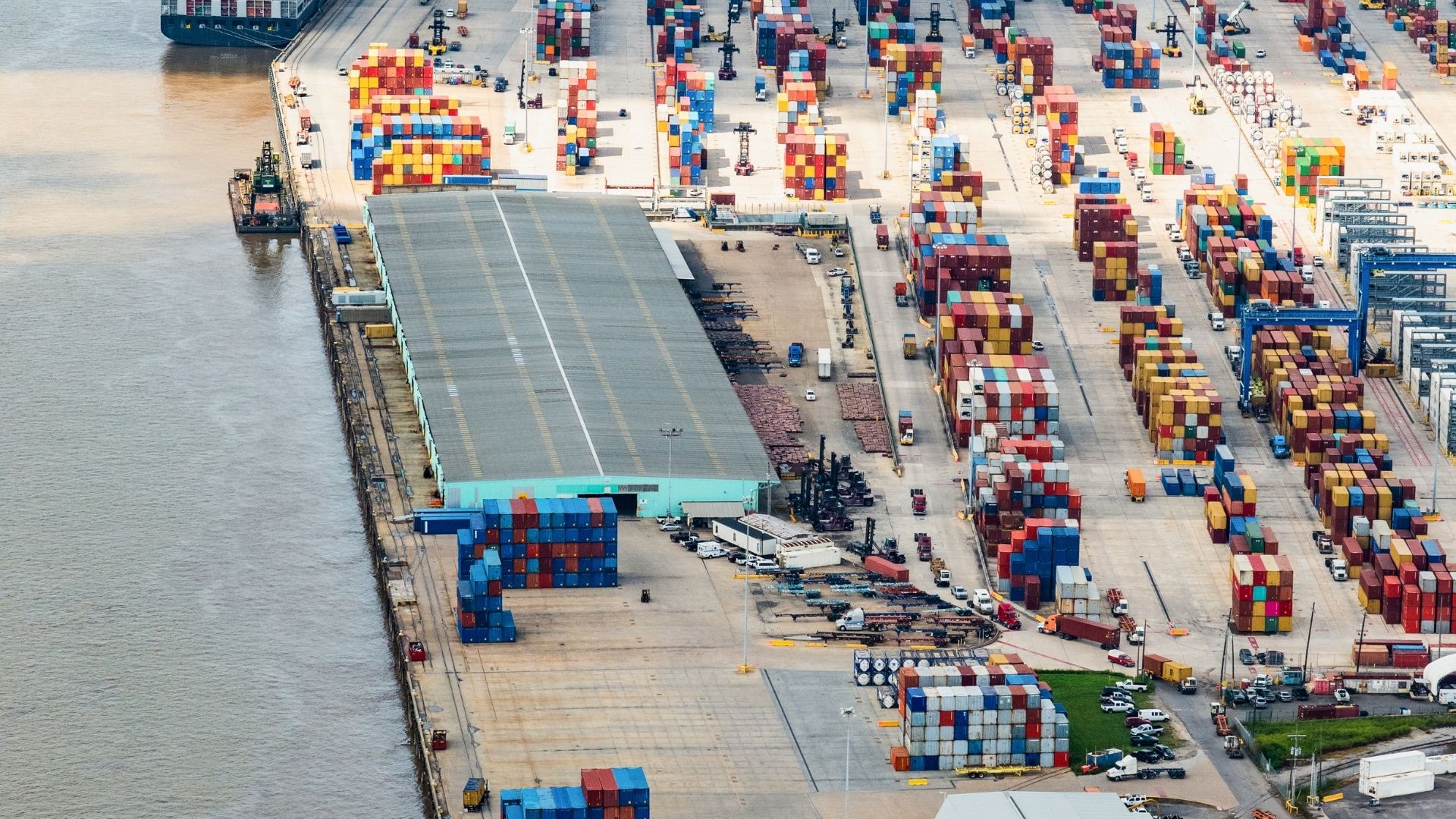 Port of New Orleans | Container Vessel Operation Resumes